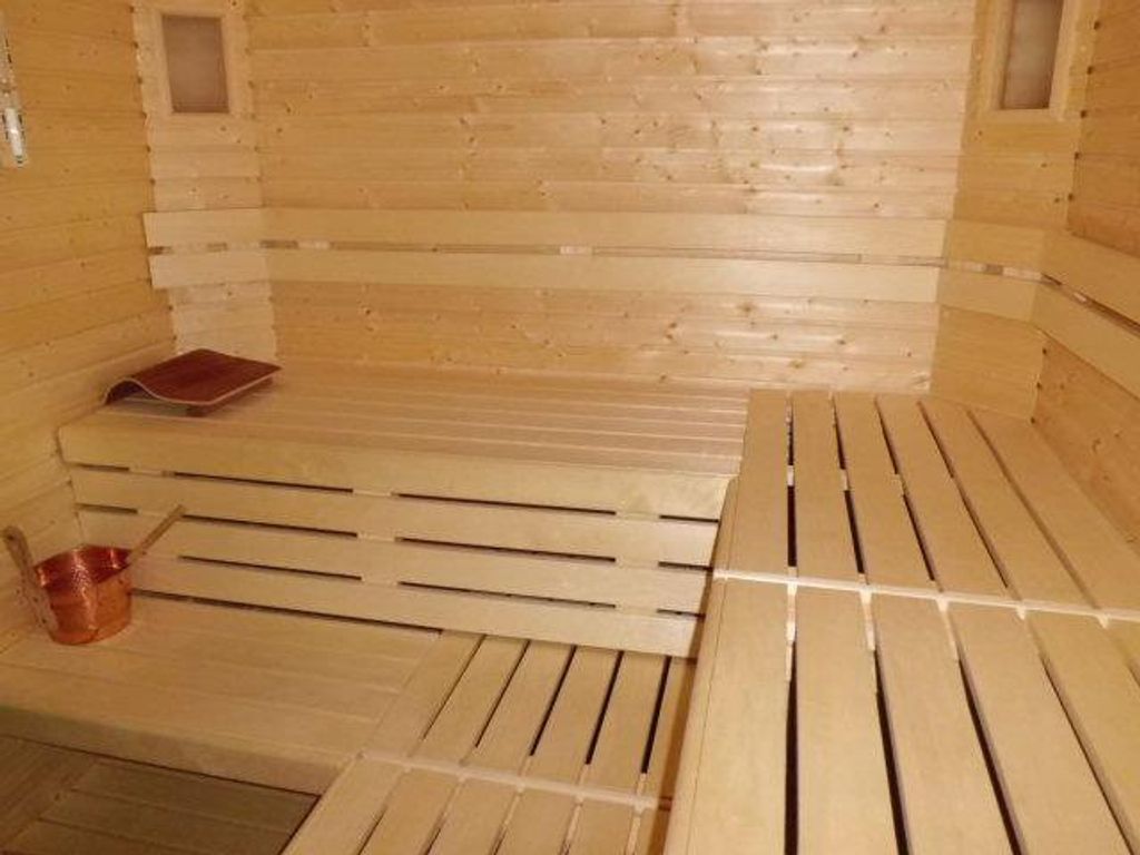 4 sauna