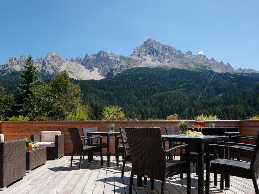 Terrasse im Sommer