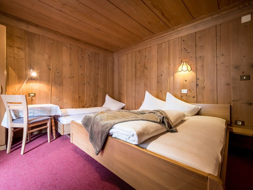 Dreibettzimmer