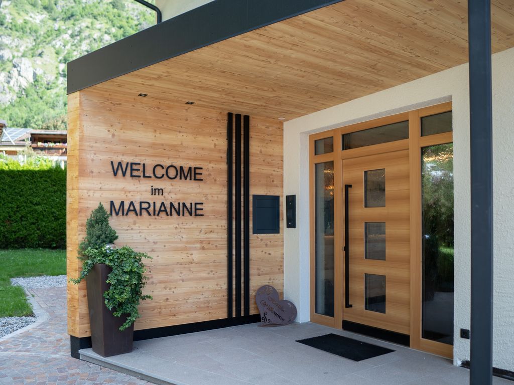 Garni Marianne