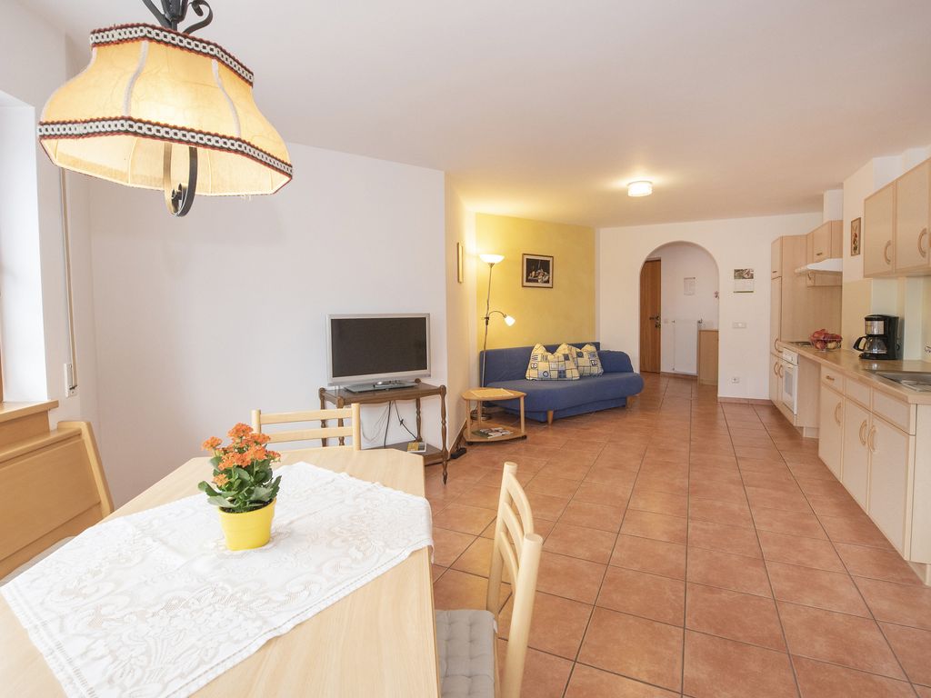 Meral in Körbelhof - Apartments only adults