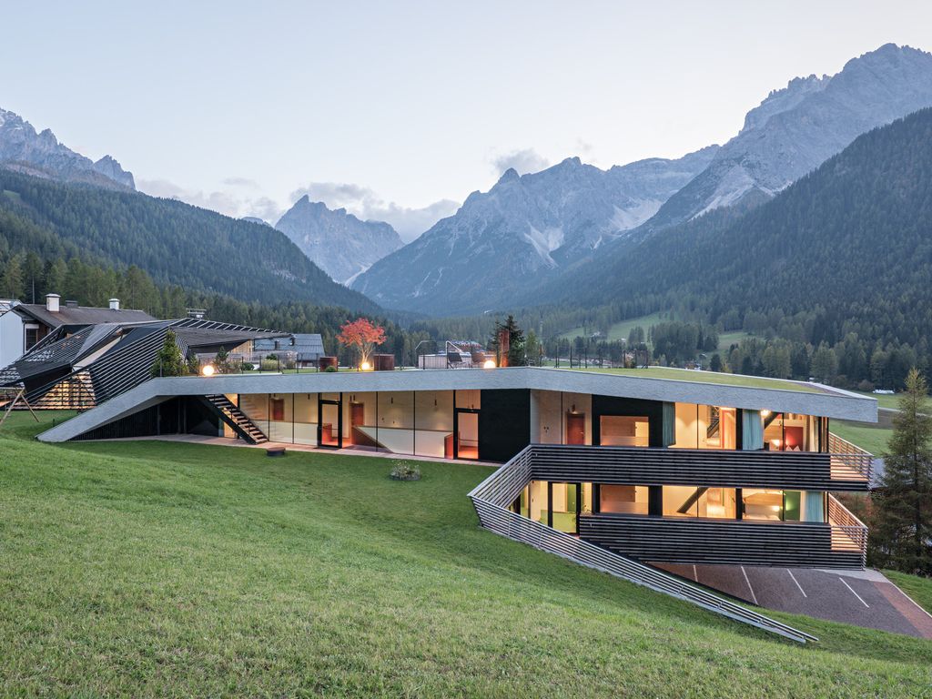 Paramount Alma Sommer