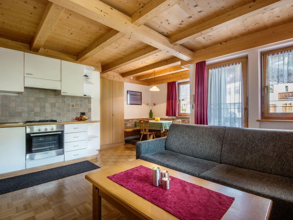 Apartments Tino 3