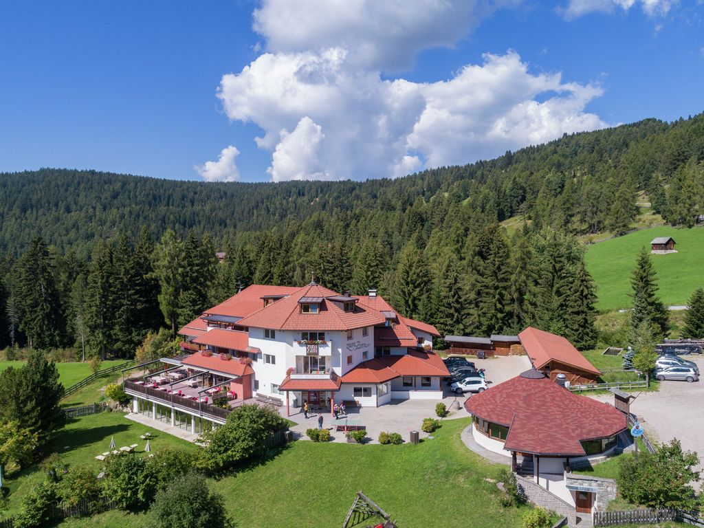Berghotel zum Zirm