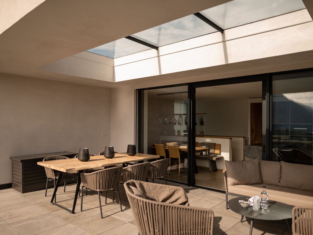 The View House - Goyen