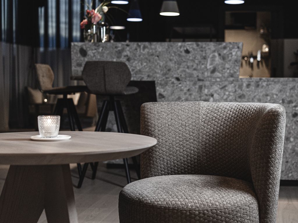 Aeon Hotel
