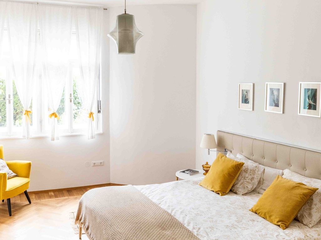 1. Schlafzimmer