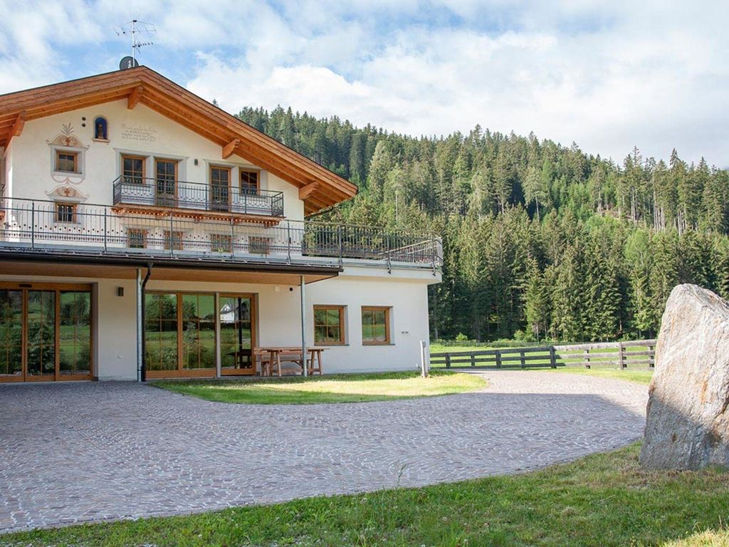 Peil: HighEnd-Basic apartments