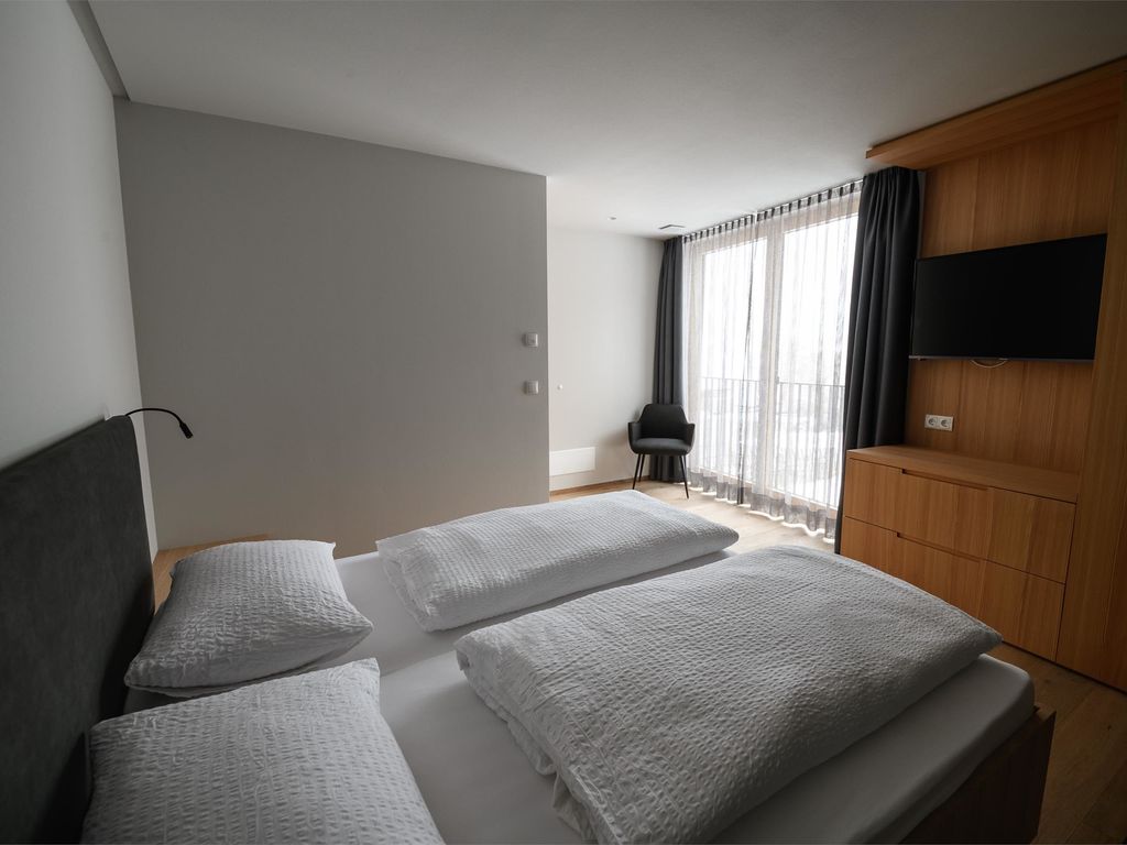 Apartment 3
