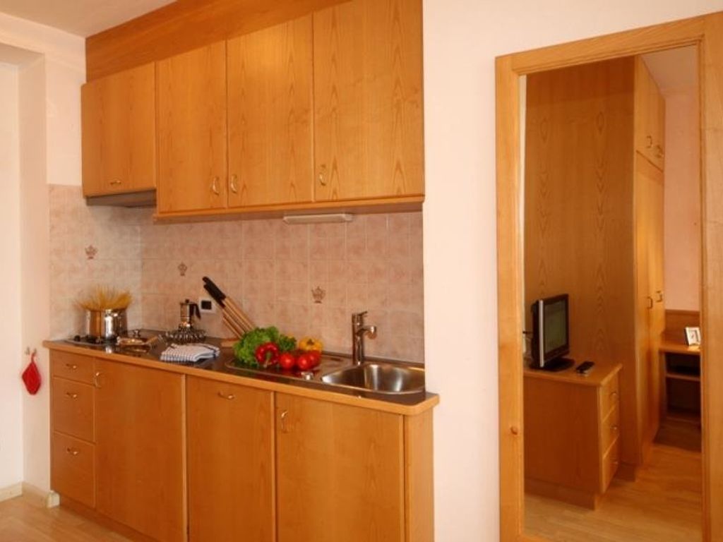 Appartment E