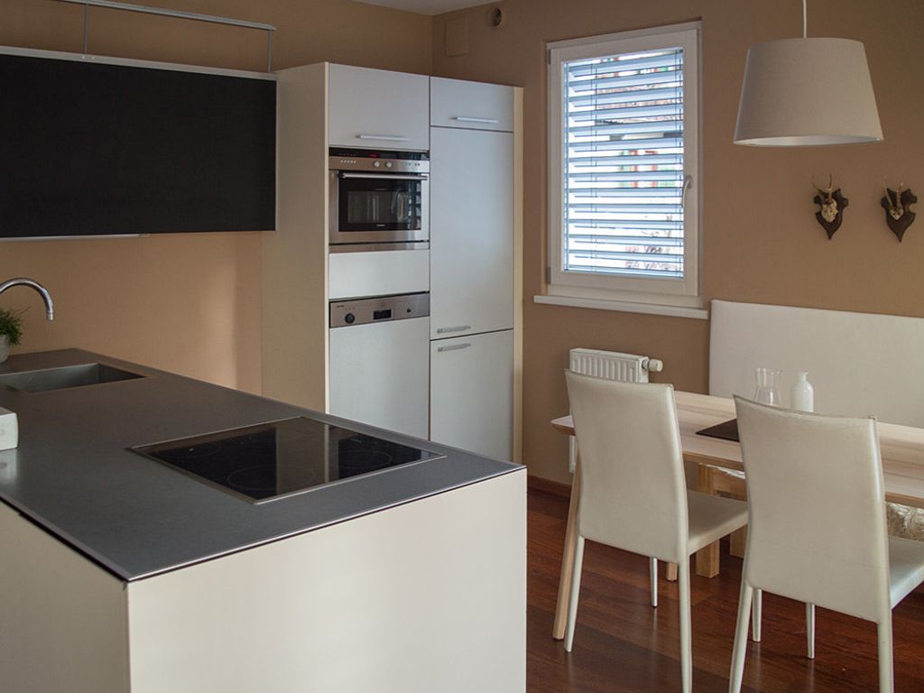Domino Apartment Style