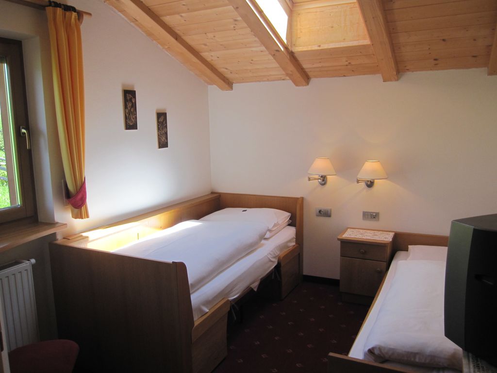 Mansarde Zweibettzimmer