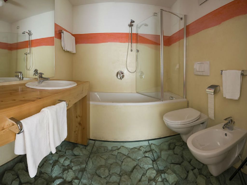 Dolomites Badezimmer