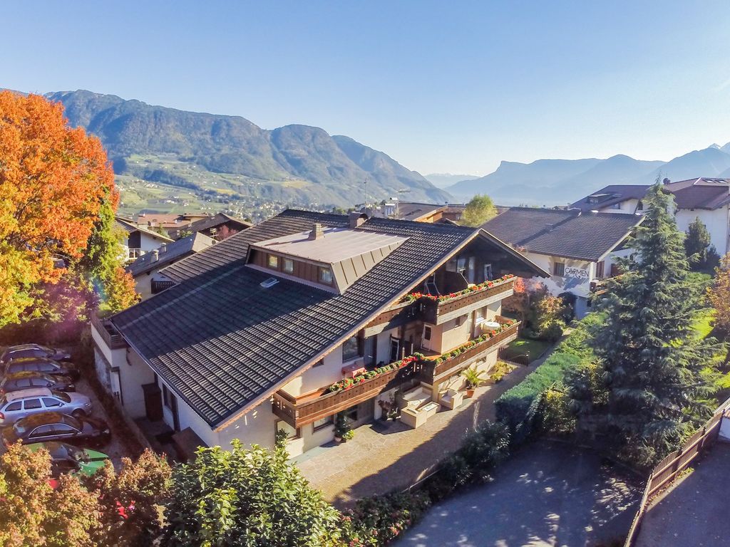 Pension Lafod in Dorf Tirol - Meranerland