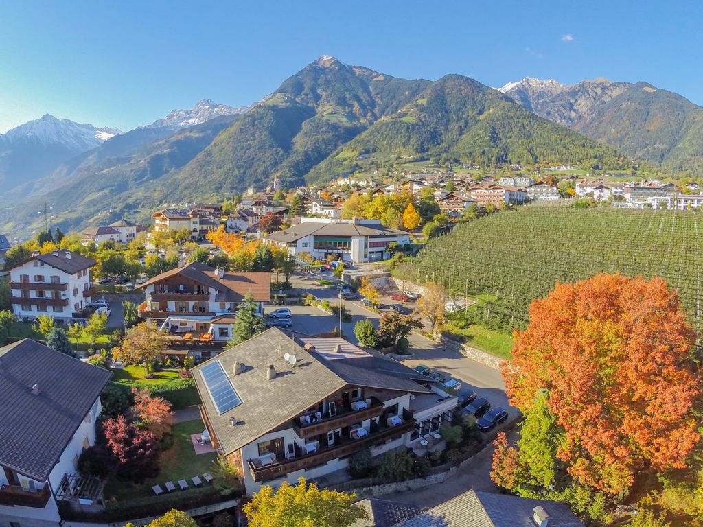 Dorf Tirol in Südtirol