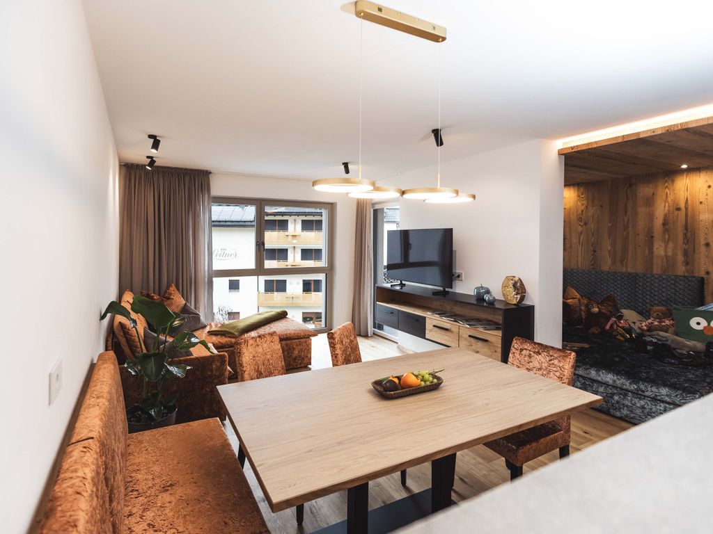 Apartments Paradeis