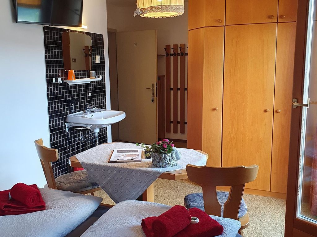 Doppelzimmer 4