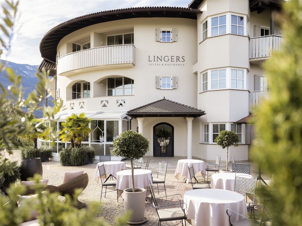 Lingers Suite & Residence