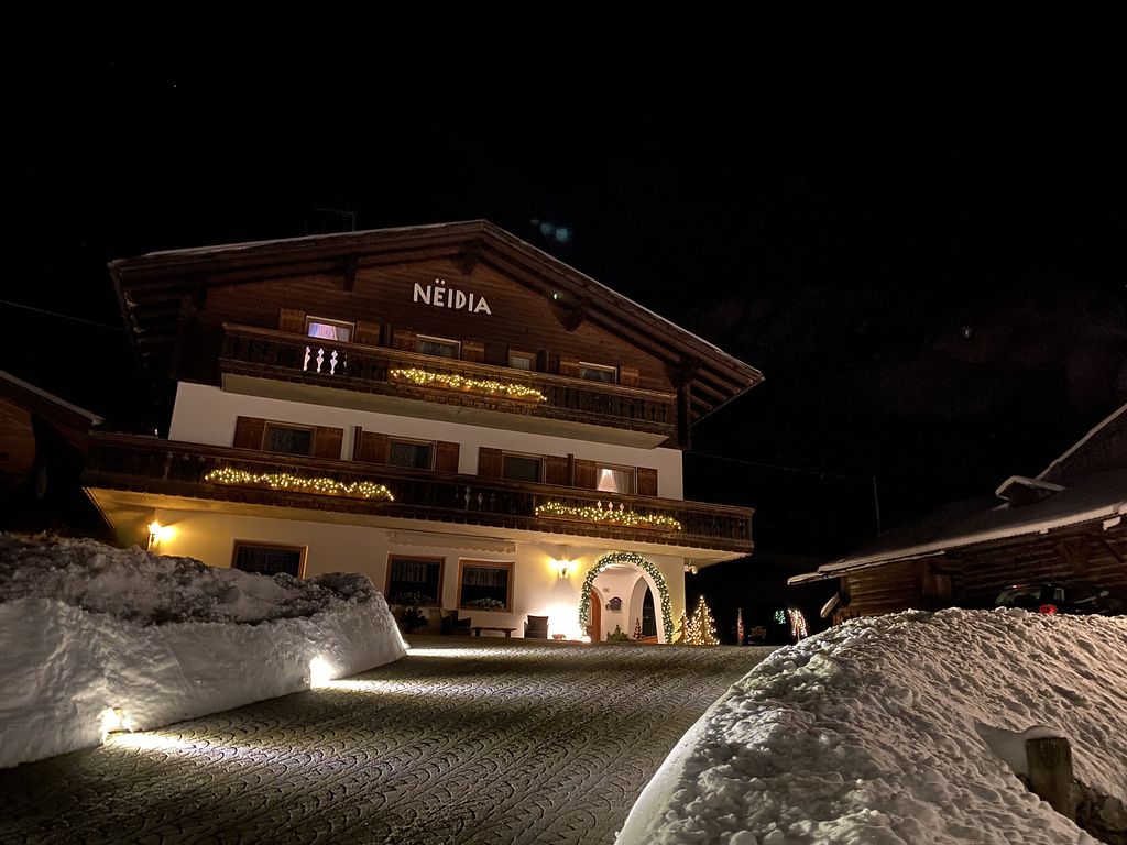 Garni Neidia
