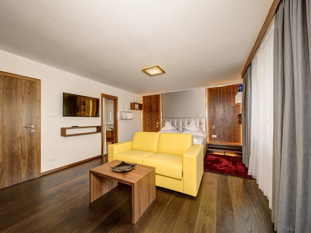 Schlafzimmer Rosensuite