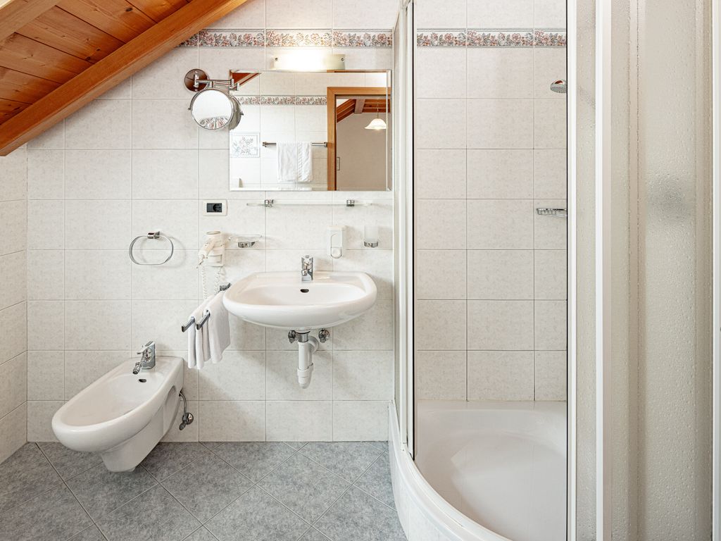 Doppelzimmer mit Balkon