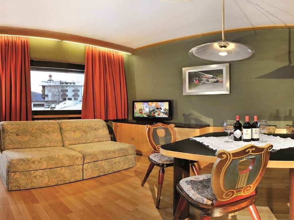 Appartment 4