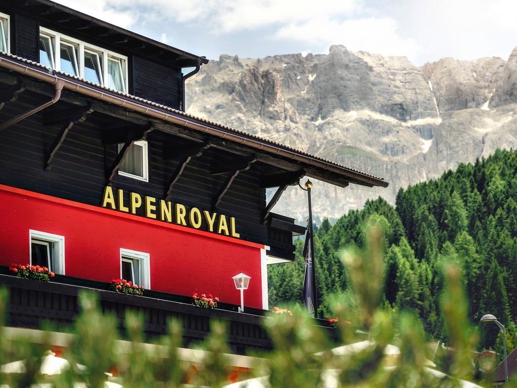 Hotel Alpenroyal
