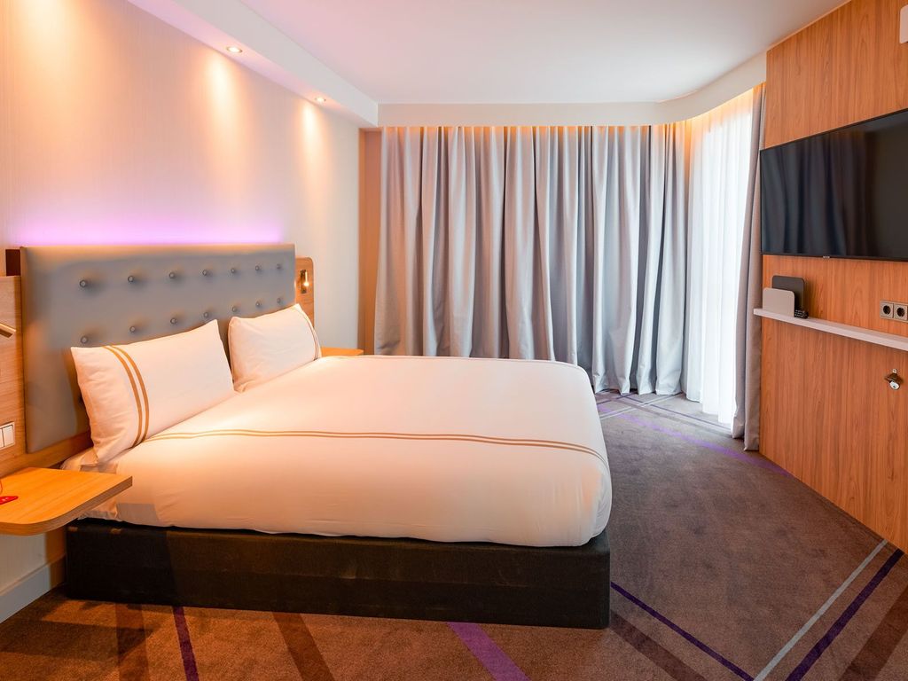 Premier Inn Mannheim City Centre Hauptbahnhof