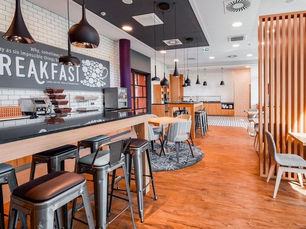 Premier Inn Mannheim City Centre Hauptbahnhof