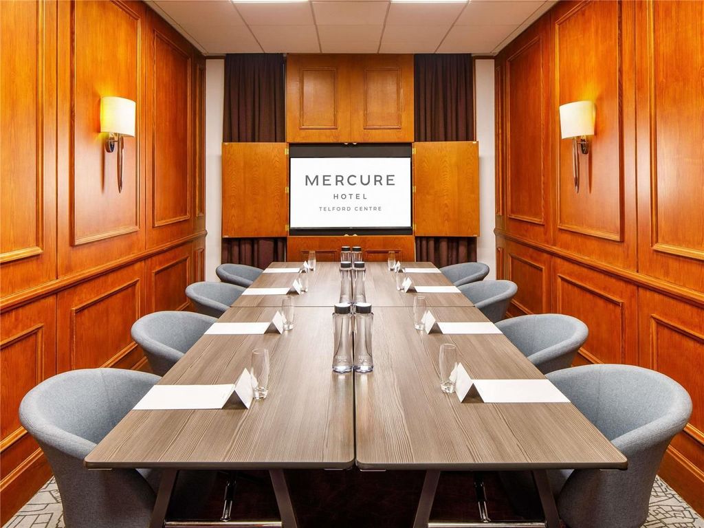 Mercure Telford Centre Hotel