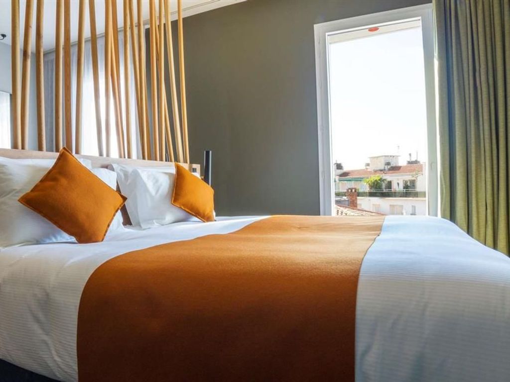 HOTEL BELAROIA
