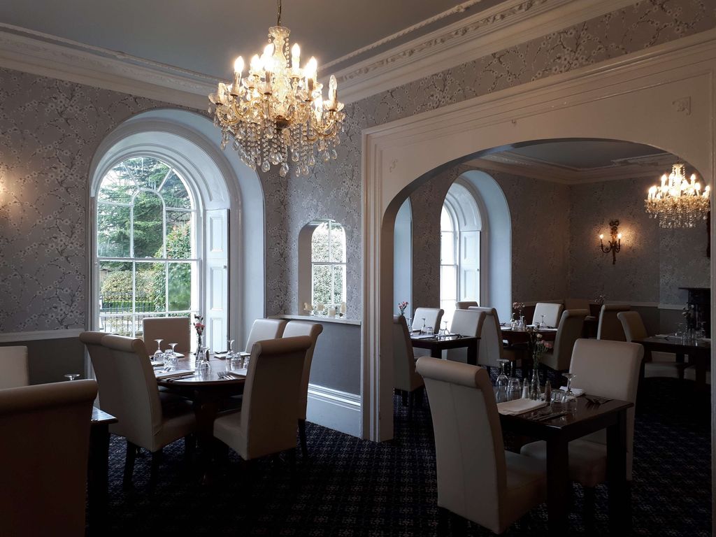 ANGLESEY HOTEL