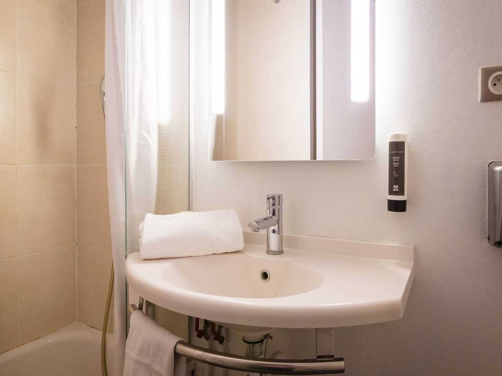 B&B HOTEL Avignon 1