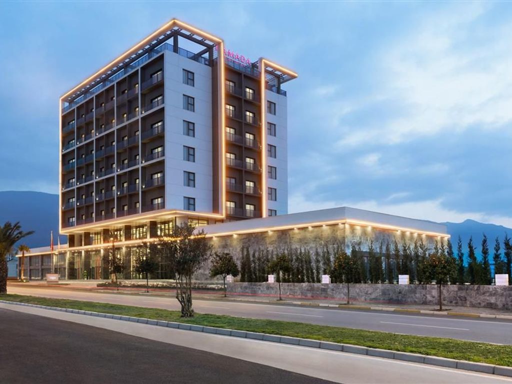 Ramada by Wyndham Tire