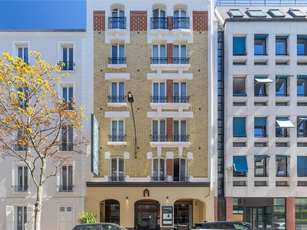 Campanile PRIME - Paris Levallois-Perret
