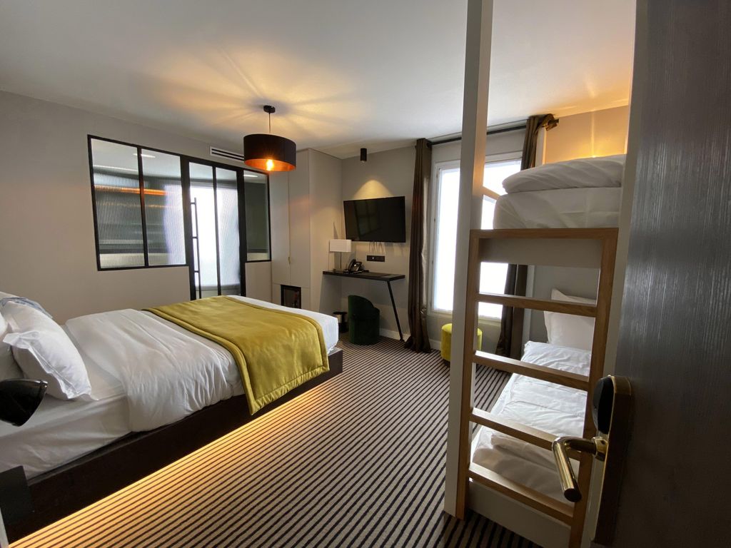 HÔTEL BRIDGET