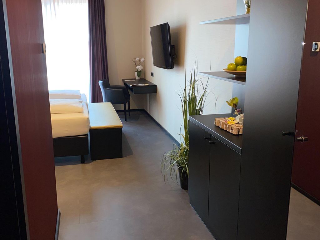 Primetime Hotel