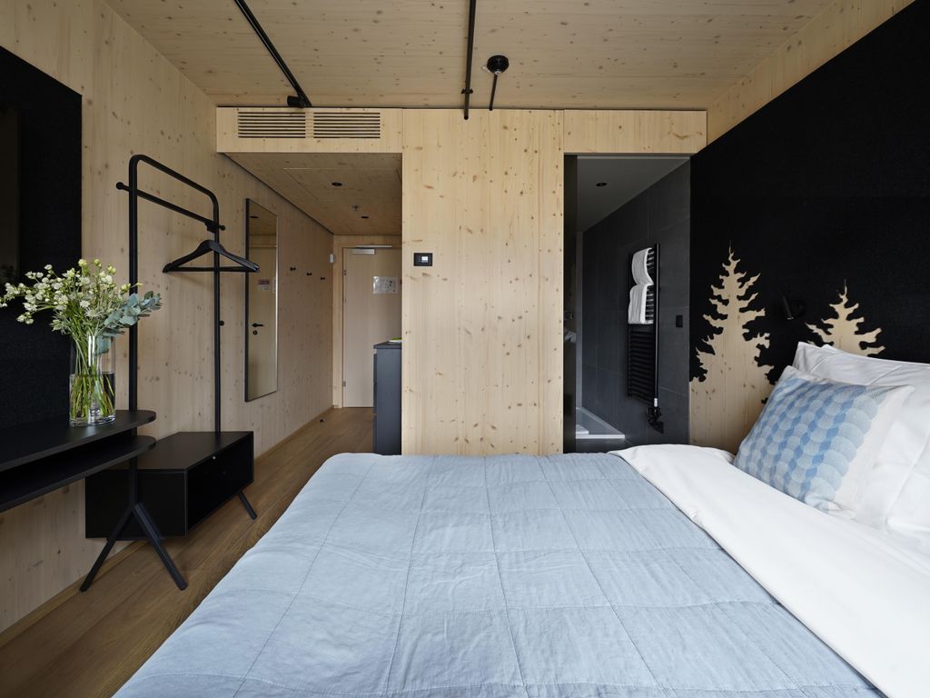 Numa Vienna Wood