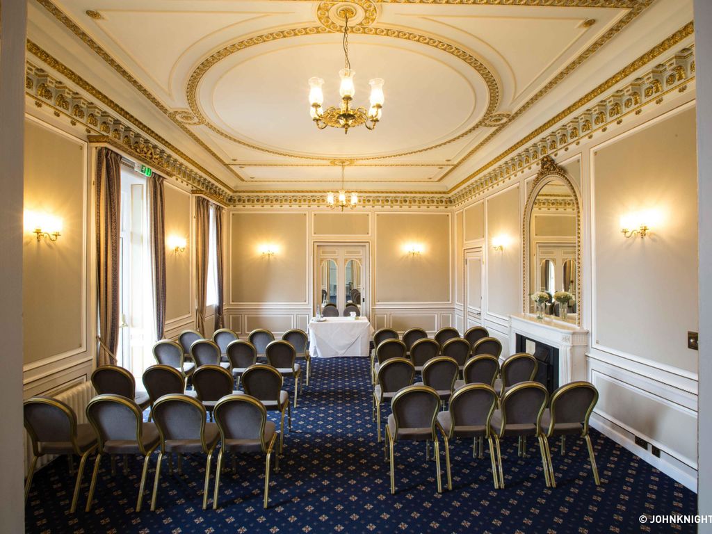 Salomons Country House