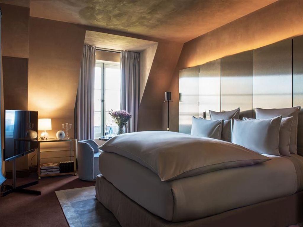 Cour des Vosges - Evok Collection