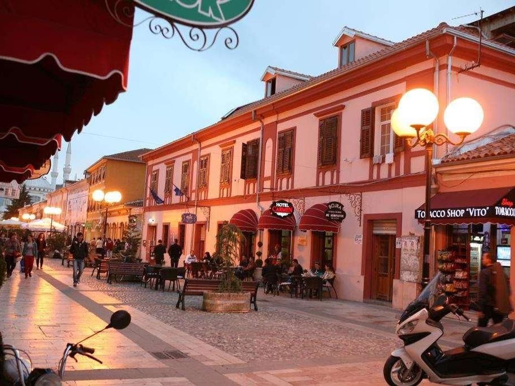 CARMEN HOTEL