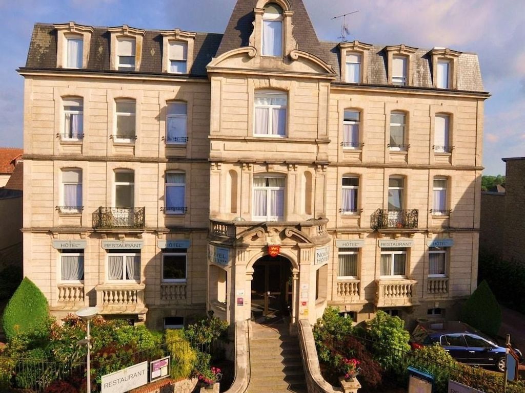 BRIT HOTEL CONFORT BAGNOLES NORMANDIE