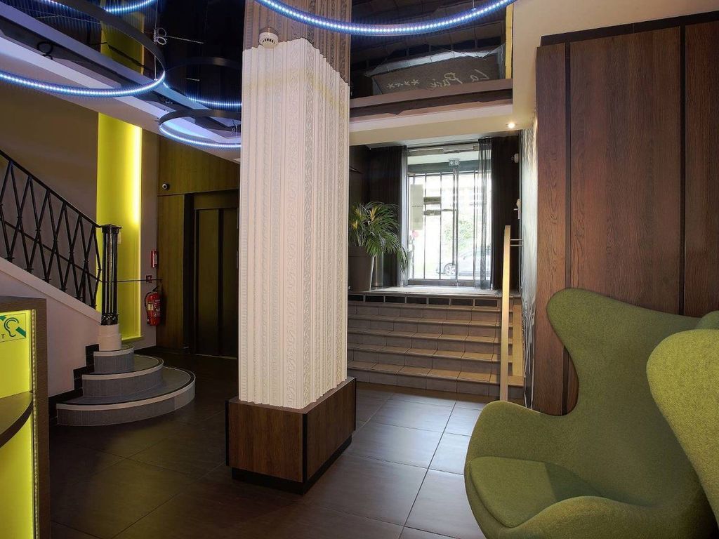 Brest  Hôtel de la Paix T.he Originals Boutique