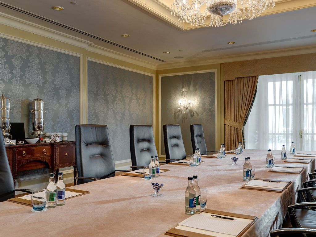 InterContinental Hotels DUBLIN by IHG