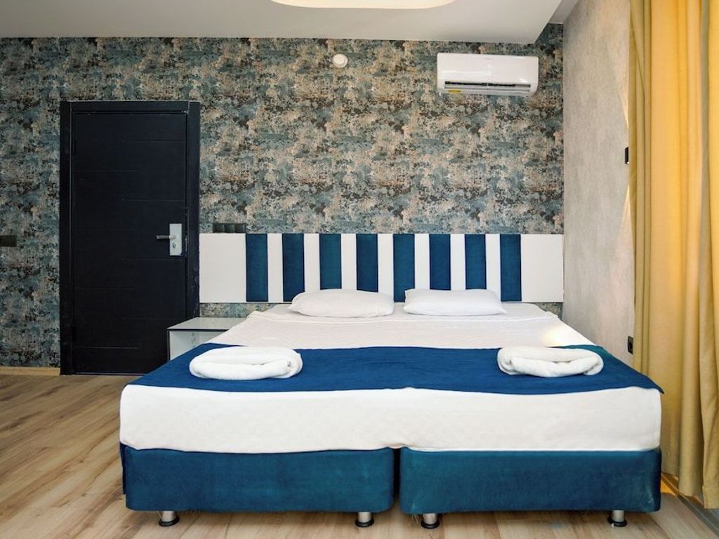 Miss Cleopatra Hotel