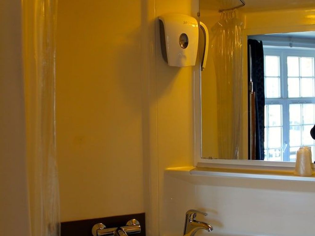 Canalview Hotel Ter Reien