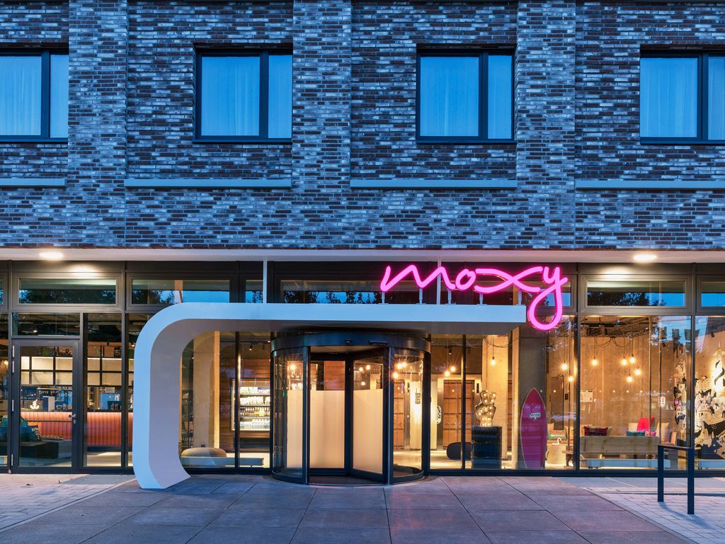 Moxy Hamburg City