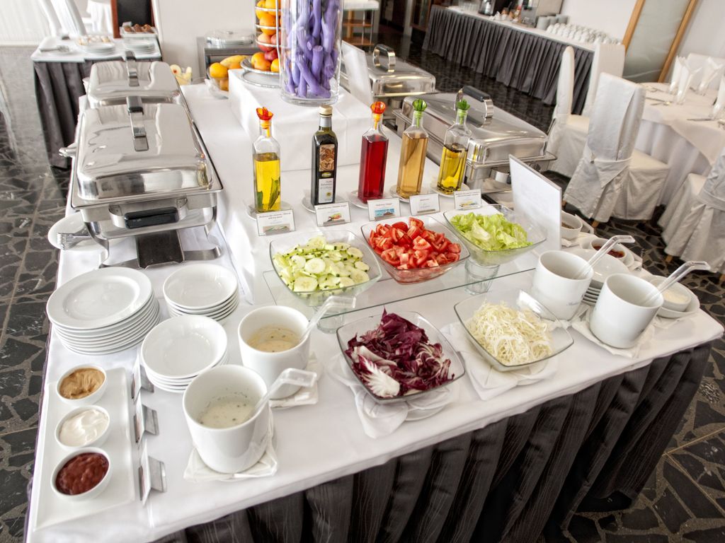 JADRAN RIJEKA A TRI.PORTFOLIO HOTEL