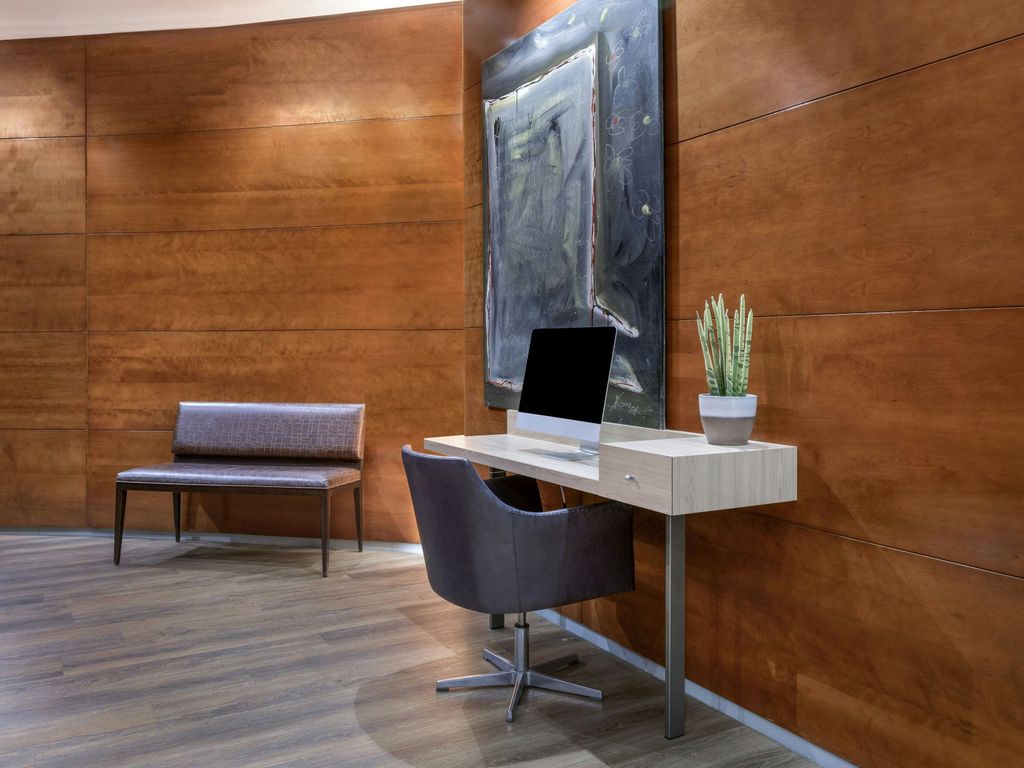 AC Hotels by Marriott Hotel Leon San Antonio