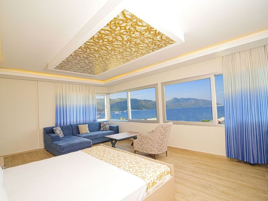 Moda Beach Hotel